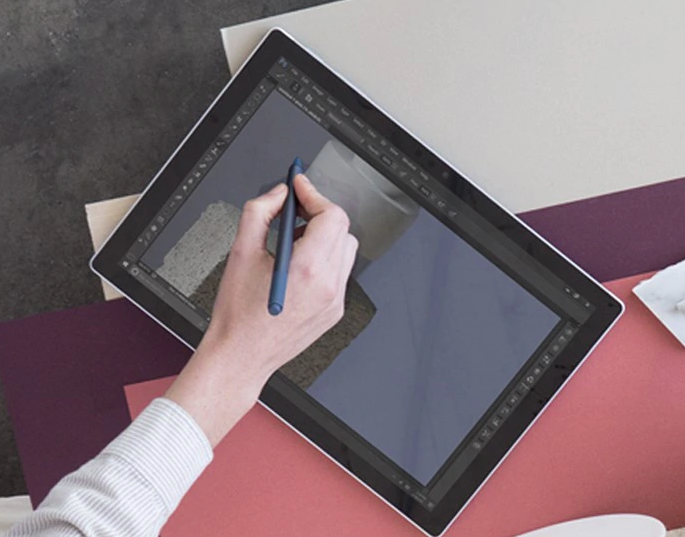 Surface Pro 7 Surface ペン 傾き検知機能を使って自然に描画